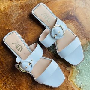 Zara White Flat Leather Sandals with Buckle